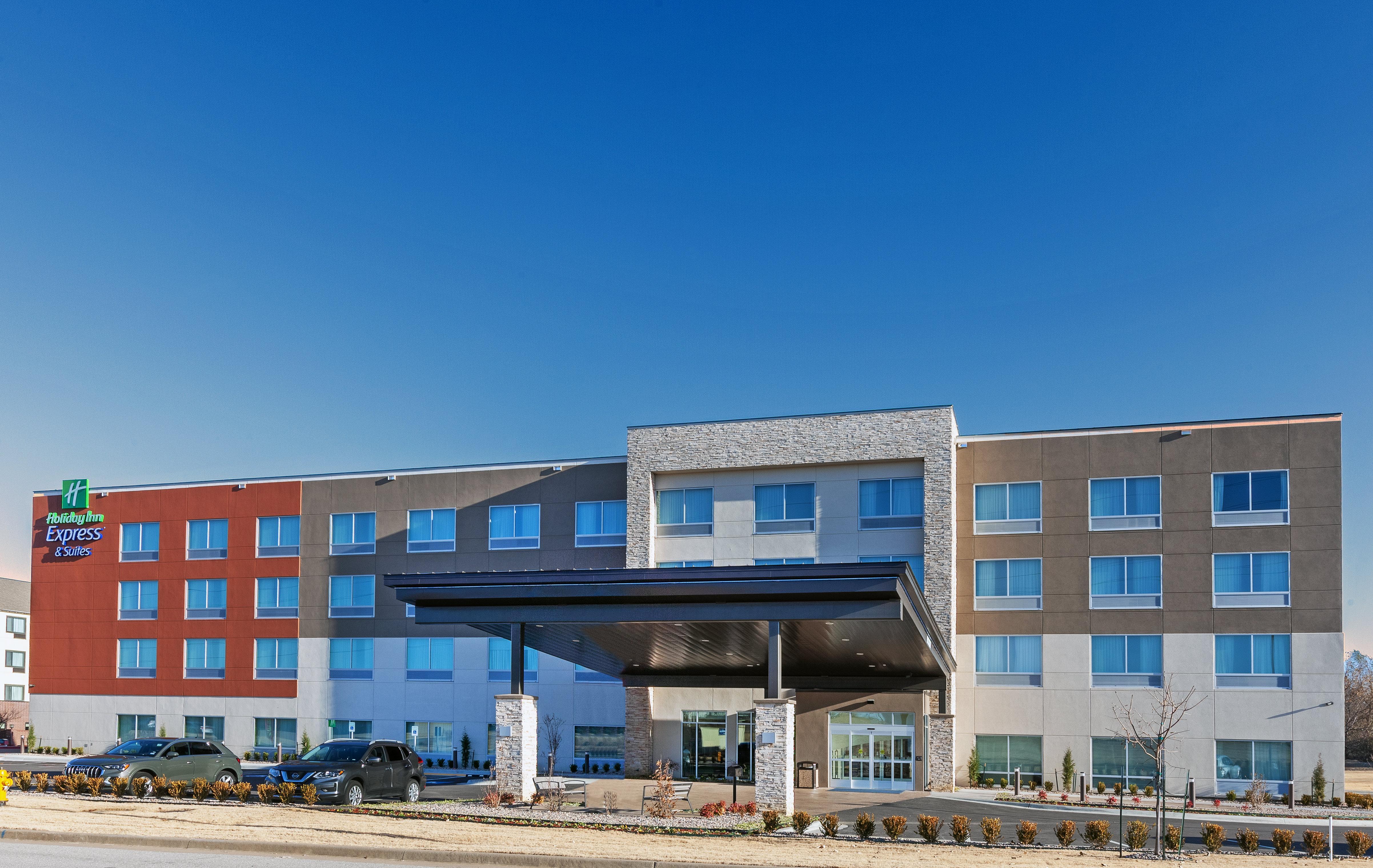 Holiday Inn Express & Suites - Tulsa Northeast - Owasso, An Ihg Hotel Exterior photo